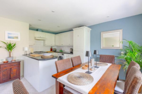 Charming 1BD Flat West Kensington